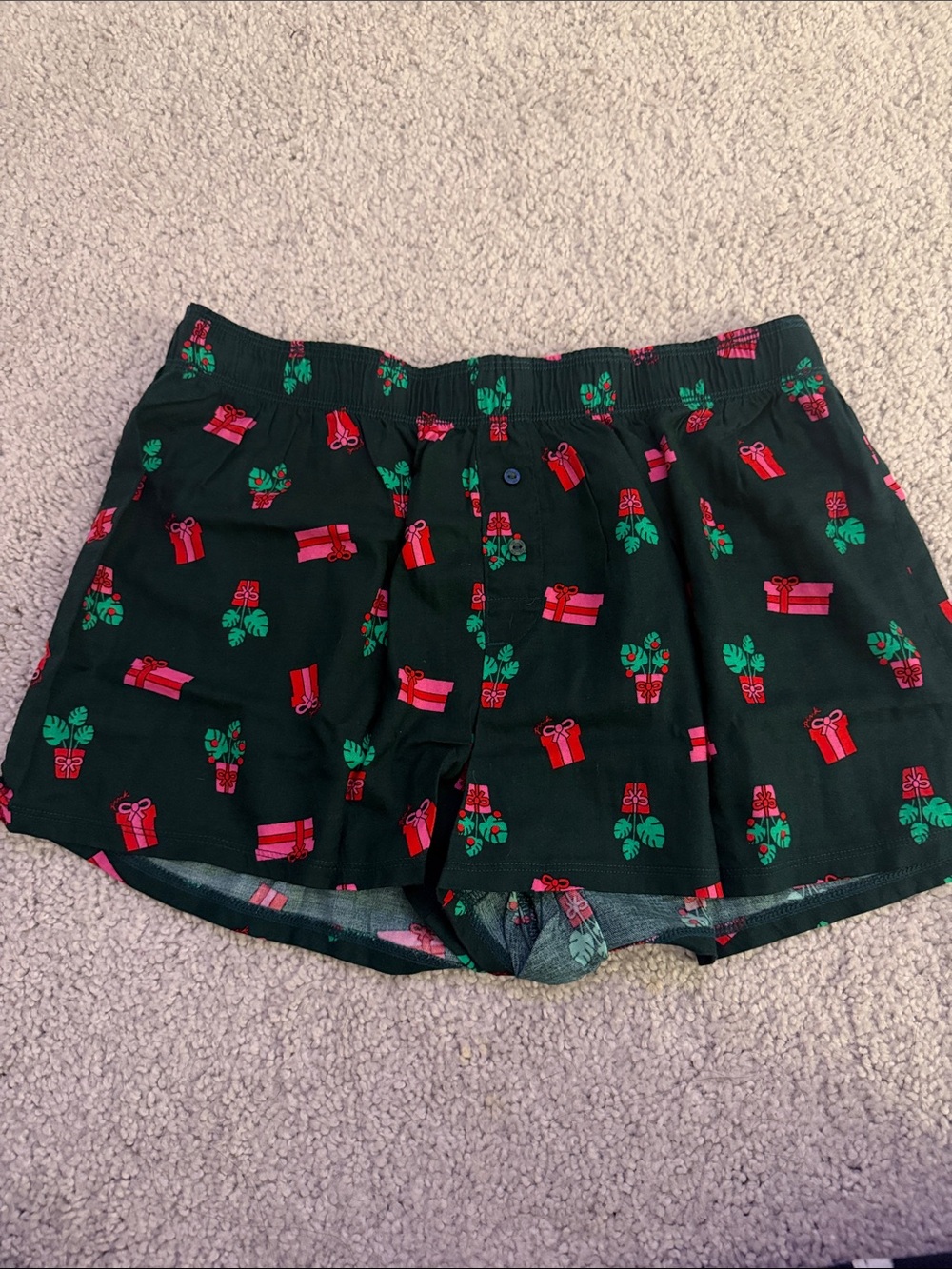 Victoria's Secret Black Holiday Gift Print Lounge Shorts